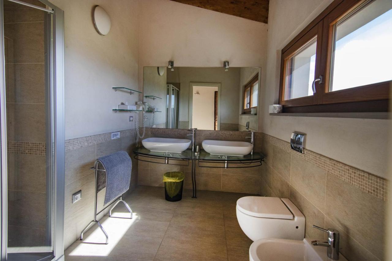 Agriturismo Cignale Penne ภายนอก รูปภาพ