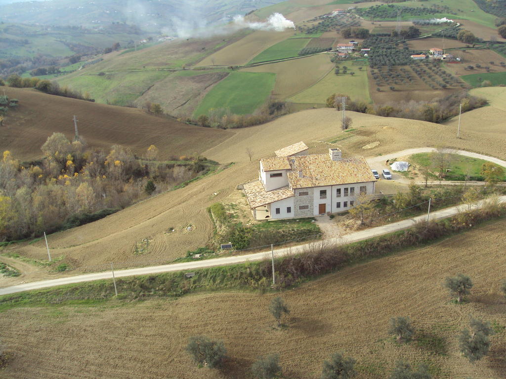 Agriturismo Cignale Penne ภายนอก รูปภาพ
