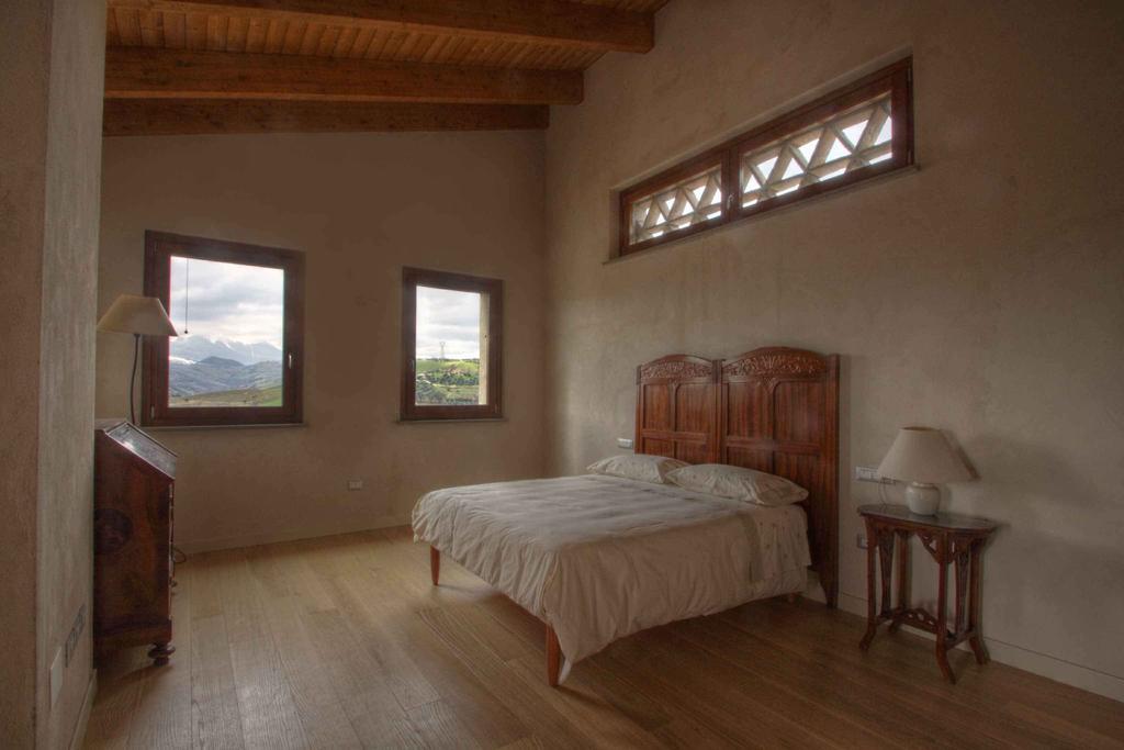 Agriturismo Cignale Penne ภายนอก รูปภาพ